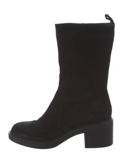 Pre-owned Gianvito Rossi Suede Boots In Black