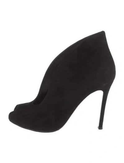 Pre-owned Gianvito Rossi Suede Boots In Black