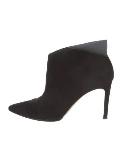 Pre-owned Gianvito Rossi Suede Boots In Black