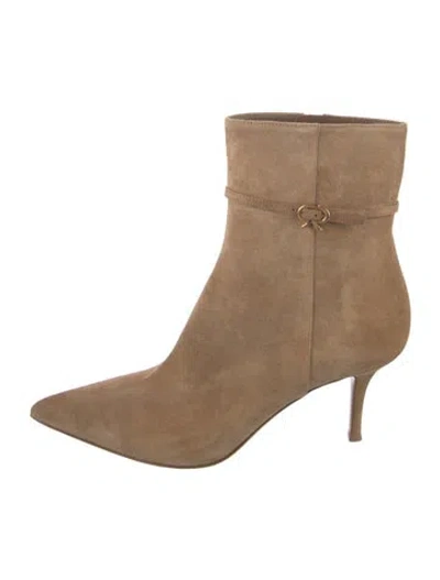 Pre-owned Gianvito Rossi Suede Boots In Neutral