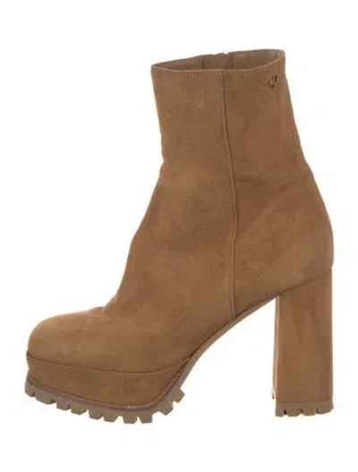 Pre-owned Gianvito Rossi Suede Boots In Neutral