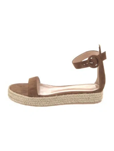 Pre-owned Gianvito Rossi Suede Espadrilles In Brown