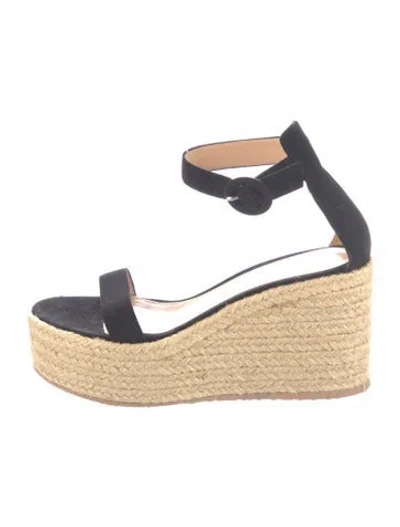 Pre-owned Gianvito Rossi Suede Espadrilles In Neutral