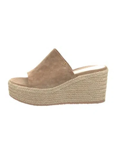 Pre-owned Gianvito Rossi Suede Espadrilles In Neutral