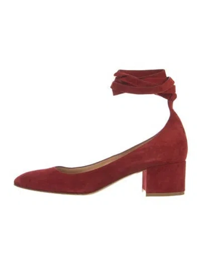 Pre-owned Gianvito Rossi Suede Flats In Red