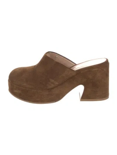 Pre-owned Gianvito Rossi Suede Mules In Brown