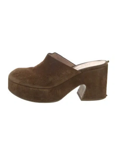 Pre-owned Gianvito Rossi Suede Mules In Brown