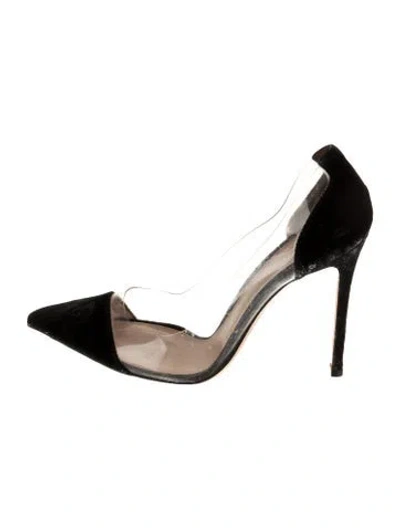 Pre-owned Gianvito Rossi Suede Pumps In Black