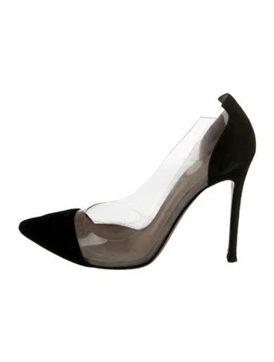 Pre-owned Gianvito Rossi Suede Pumps In Black