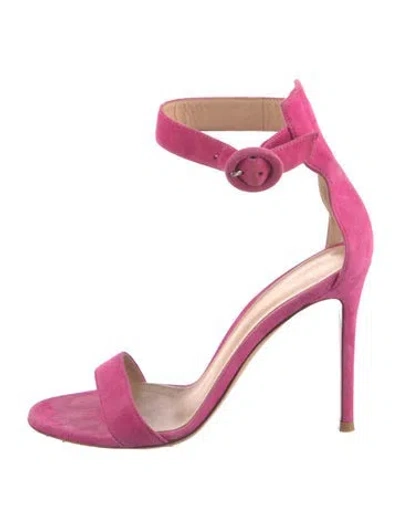 Pre-owned Gianvito Rossi Suede Sandals In Pink