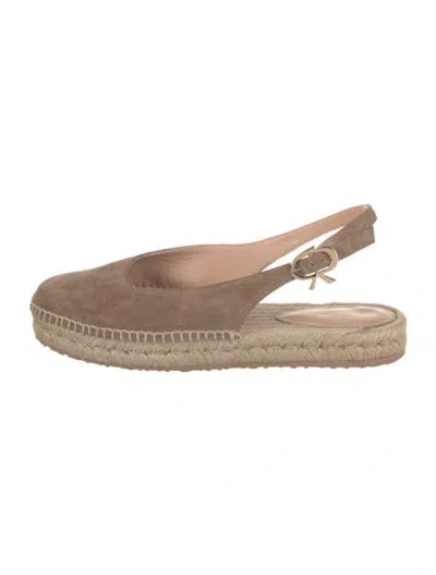 Pre-owned Gianvito Rossi Suede Slingback Flats In Neutral