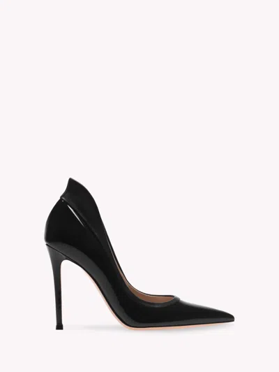 Gianvito Rossi Tuxedo Pumps In Black