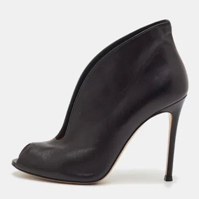 Pre-owned Gianvito Rossi Vamp Size 38.5 Black Leather Peep Toe Ankle Booties