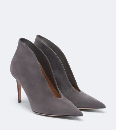 Gianvito Rossi Vania Suede Pumps In Multi