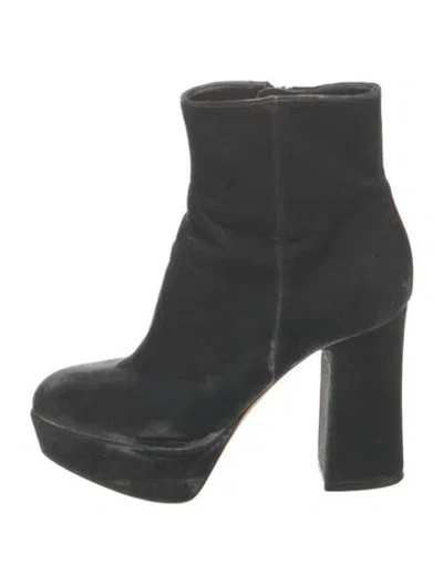 Pre-owned Gianvito Rossi Velvet Boots In Black