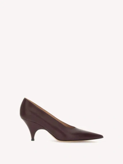Gianvito Rossi Vitello Pointed Toe Pump In Burgundy