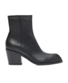 Gianvito Rossi Smooth Leather Ankle Boots With Pointed Toe In Black