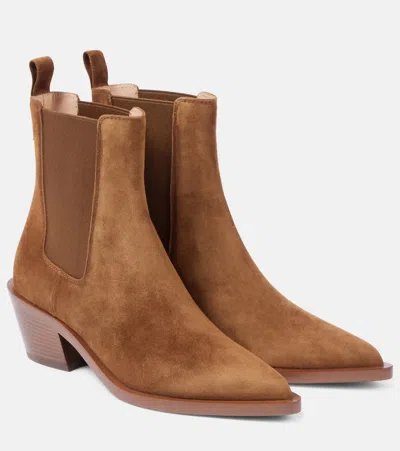 Gianvito Rossi Western 45 Suede Booties In Brown