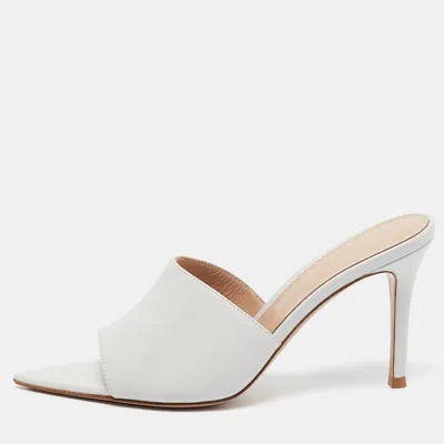 Pre-owned Gianvito Rossi White Leather Alise Mules Size 36