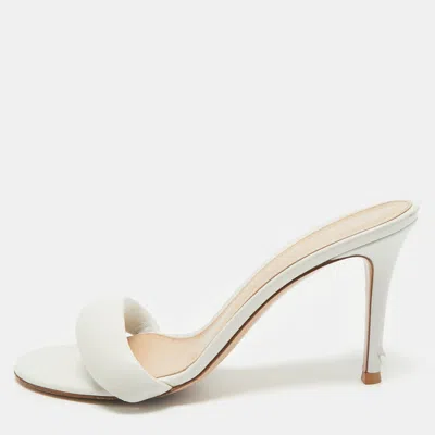 Pre-owned Gianvito Rossi White Leather Bijoux Slides Size 37