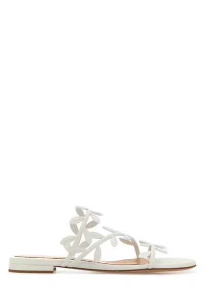 GIANVITO ROSSI WHITE LEATHER SANDALS