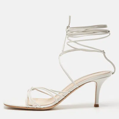 Pre-owned Gianvito Rossi White Leather Sylvie Sandals Size 38.5