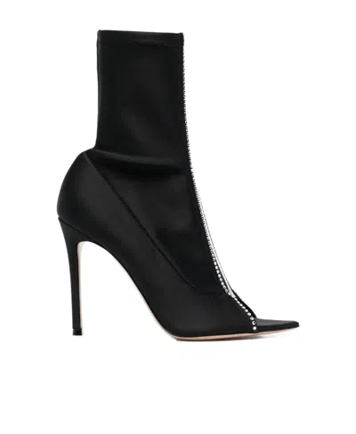Gianvito Rossi With Heel Black