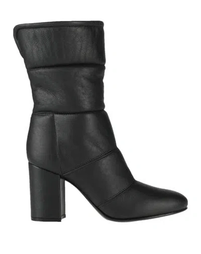 Gianvito Rossi Woman Ankle Boots Black Size 8 Leather