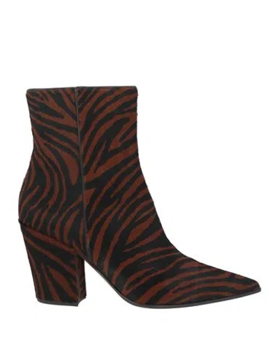 Gianvito Rossi Woman Ankle Boots Brown Size 10 Leather