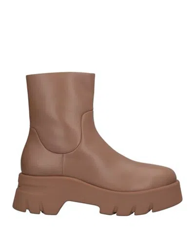 Gianvito Rossi Woman Ankle Boots Camel Size 11 Calfskin In Brown
