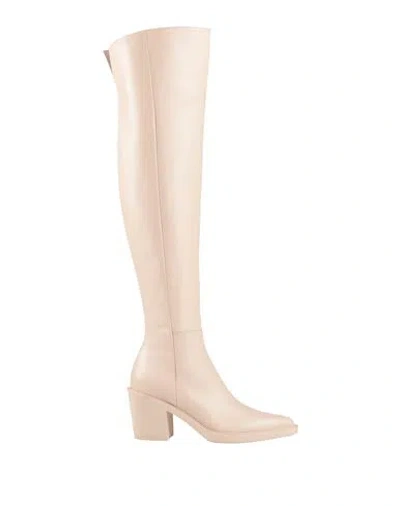 Gianvito Rossi Woman Boot Blush Size 6 Soft Leather In Beige