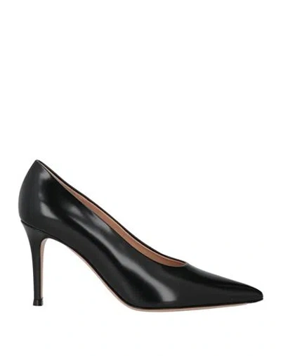 Gianvito Rossi Pointed Toe Slip-on Pumps In Black