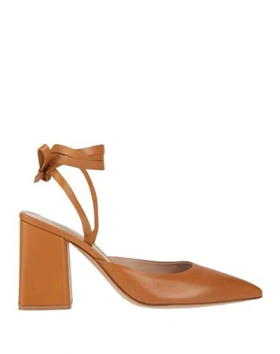 GIANVITO ROSSI GIANVITO ROSSI WOMAN PUMPS BROWN SIZE 9 LEATHER
