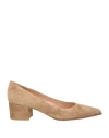Gianvito Rossi Woman Pumps Camel Size 8 Leather In Beige
