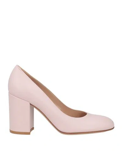 Gianvito Rossi Woman Pumps Pink Size 8 Calfskin