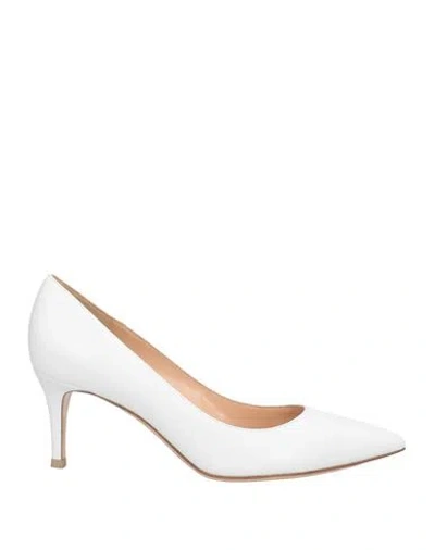 Gianvito Rossi Woman Pumps White Size 6 Leather In Multi