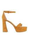 Gianvito Rossi Woman Sandals Camel Size 11 Leather In Beige