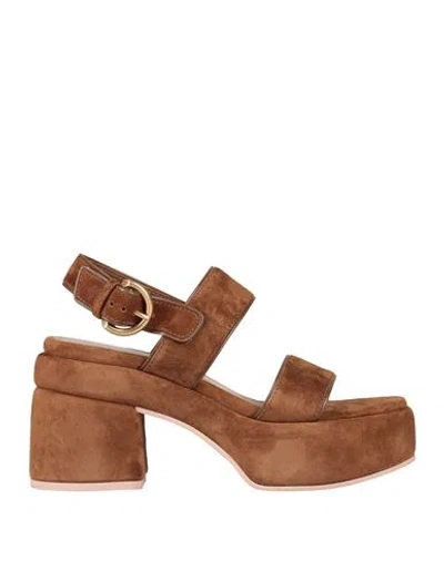 Gianvito Rossi Woman Sandals Khaki Size 6 Leather In Beige