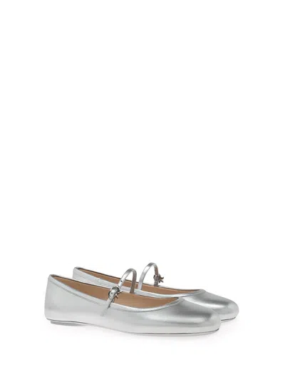 GIANVITO ROSSI WOMEN'S CARLA FLATS