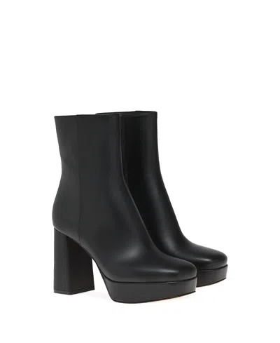 Gianvito Rossi Women's Daisen Booties In Black