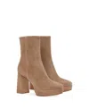 Gianvito Rossi Women's Daisen Booties In Brown