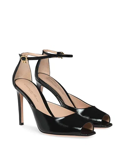 Gianvito Rossi Women's Ethel Sandal In Black