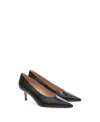 Gianvito Rossi 70mm Vitello Middle Heel Leather Pump In Black
