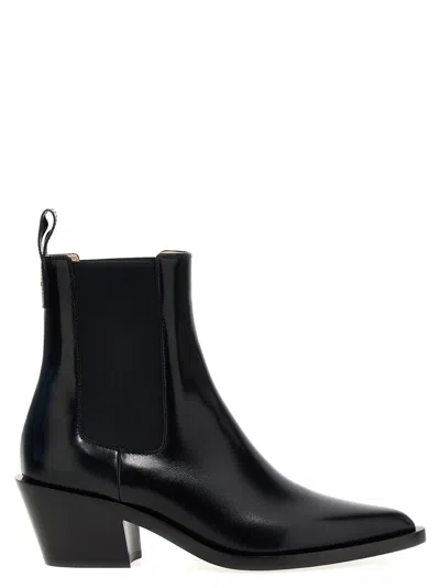 Gianvito Rossi 'wylie' Ankle Boots In Black