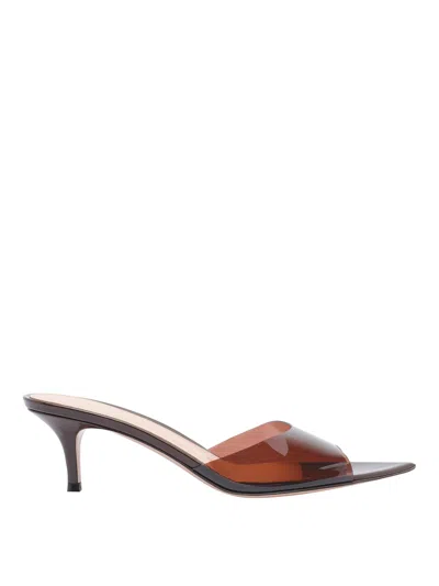 Gianvito Rossi Elle Pumps