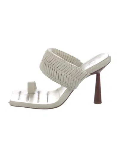 Pre-owned Gia/rhw Leather Slides In Neutral