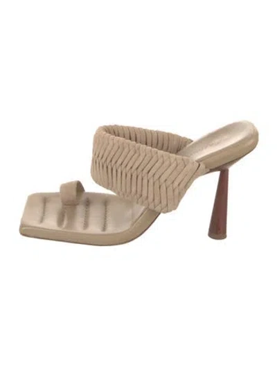 Pre-owned Gia/rhw Suede Slides In Neutral