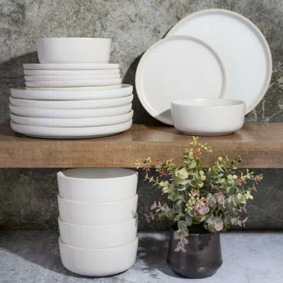 Gibson Soho Lounge Matte 18 Piece Dinnerware Set, Service For 6 In White
