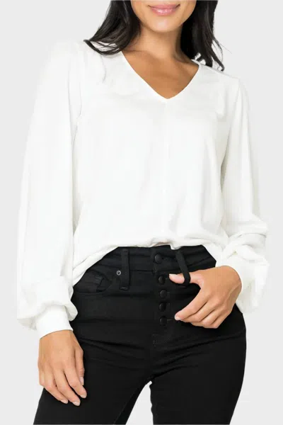 GIBSONLOOK V-NECK BLOUSON SLEEVE SWEATER IN IVORY