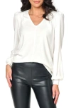 Gibsonlook V-neck Sweater In White